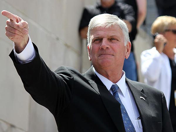 world's richest pastors