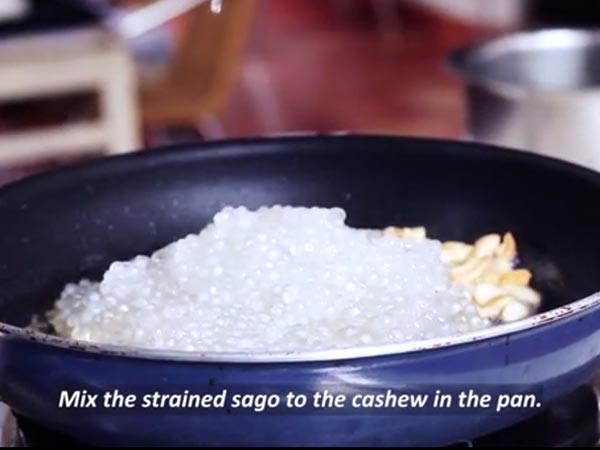  Video: Yummy Sabudana Kesari Sweet Recipe