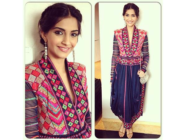 10 Navratri Outfits To Steal From Sonam 10 Navratri Outfits To Steal From Sonam