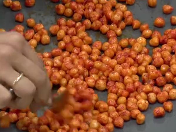 Crunchy Masala Chickpeas Recipe For Diwali