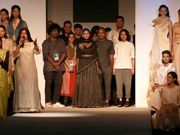 Aditi Rao Turns Muse For Raw Mango