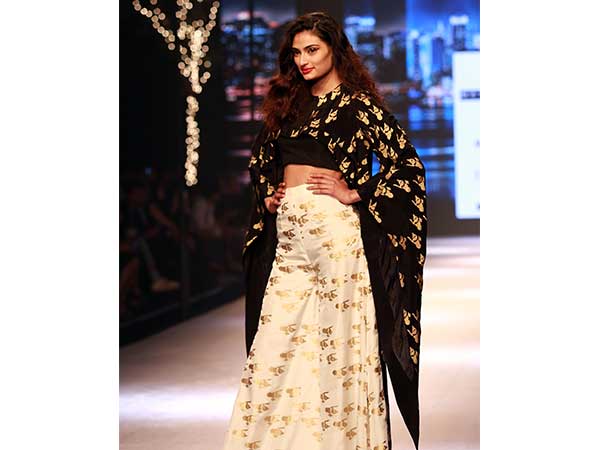 Athiya Shetty Walks For Masaba