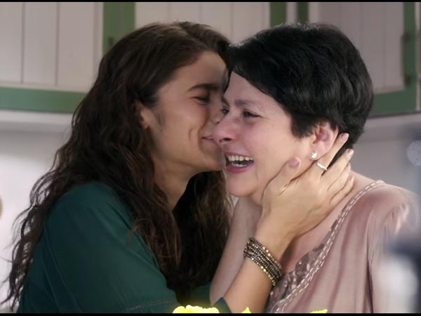 Dear Zindagi Is All About College Style