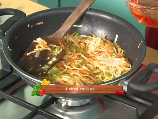 Delicious Schezwan Noodles Recipe