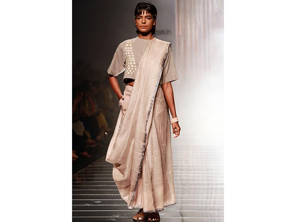 Anavila's Edgy Handloom Sarees #AIFWSS17