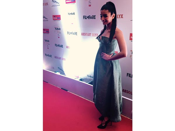 Red Carpet -- Glamour & Style Awards