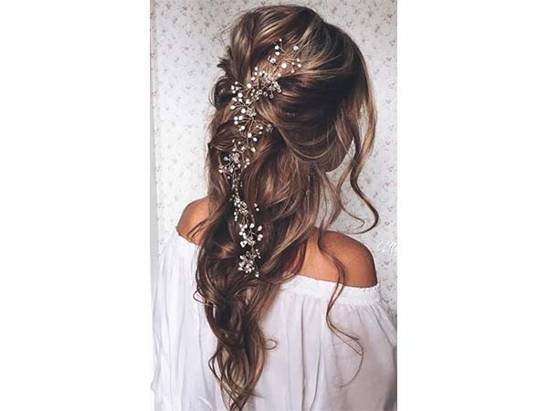 hairstyles for wavy hair