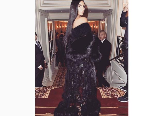 Kim Goes Braless & Pantyless