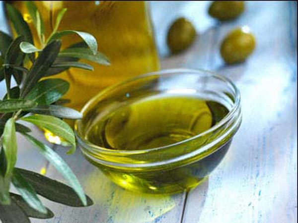 home remedies for pigmentation around lips