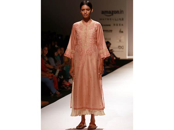 Pratima Pandey Offers Subtle Tones #AIFW