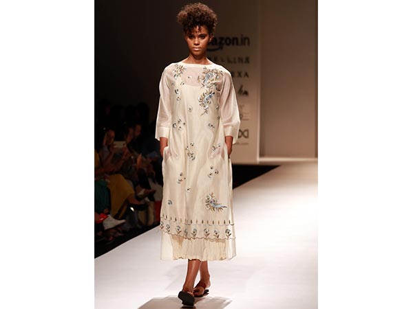 Pratima Pandey Offers Subtle Tones #AIFW