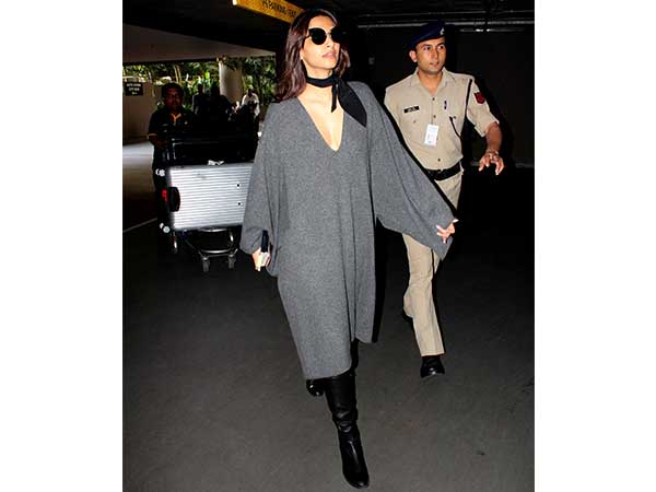 Sonam, Where Are Your Pants? 