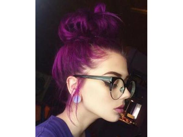 messy bun hairstyles