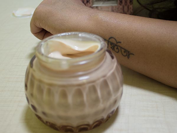 jimmy choo glitter body cream review