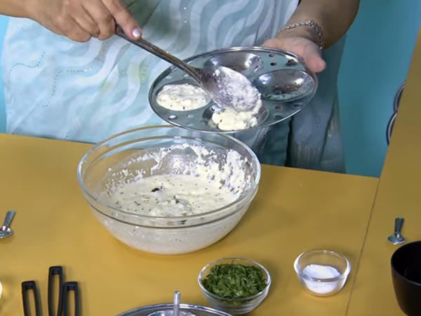 How To Make Quick Rava Idli At Home