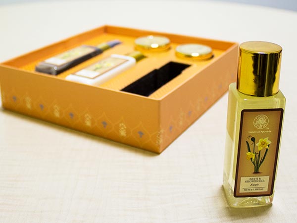 forest essentials gift box review