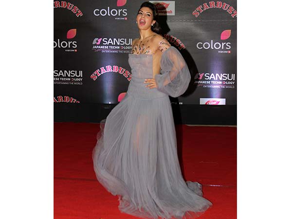 OMG! Jacqueline Looks Like A Princess