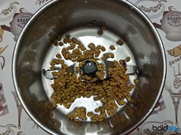 Fenugreek seed hair mask for hair loss