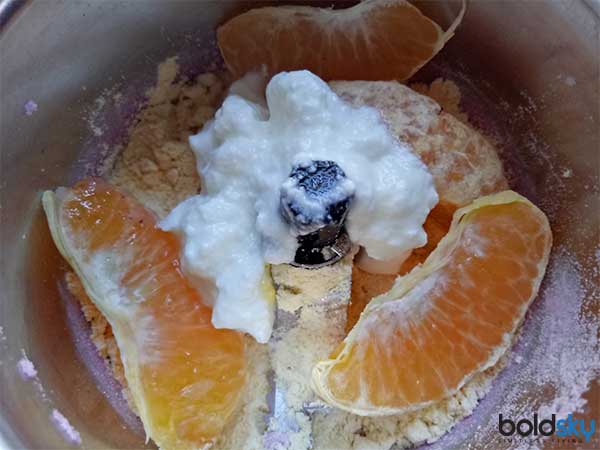 DIY: Orange Facial Mask To Keep The Skin Hydrated