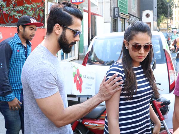 Mira & Shahid Spotted In Casuals 