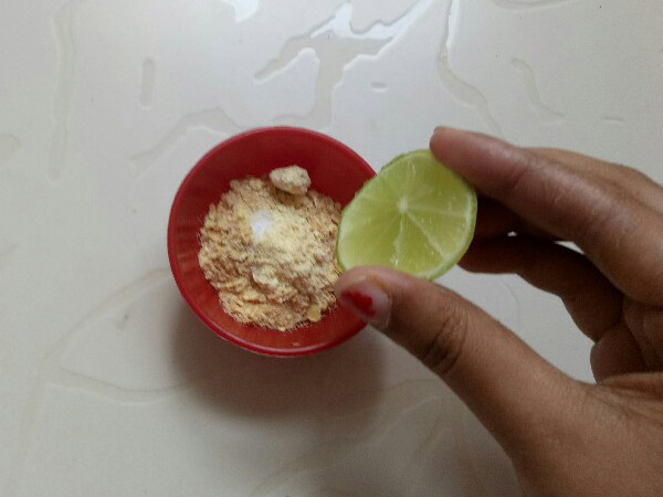 oats scrub to cleanse your skin this holi