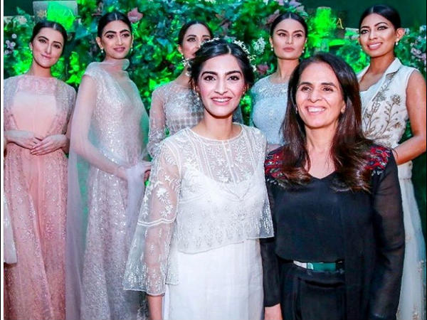 Sonam Kapoor In Anita Dongre