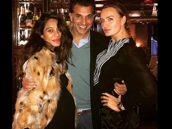 Lisa Haydon's Pregnancy Fashion