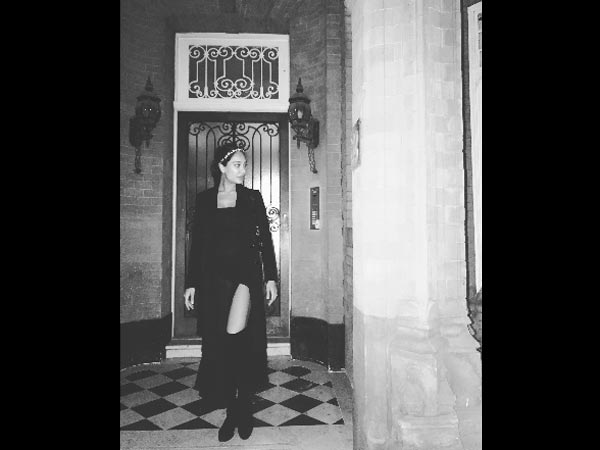 Lisa Haydon's Pregnancy Fashion