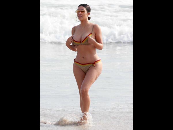 Kim Slips Into Bikini In Mexico