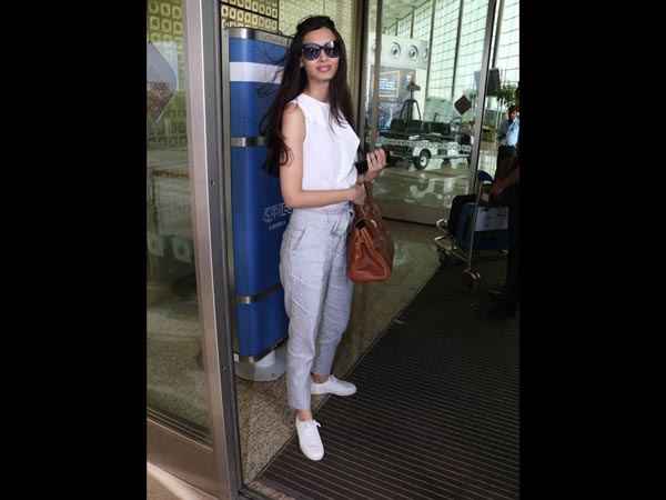 dianty penty at the airport dianty penty at the airport