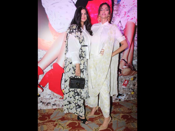 sonam kapoor at rheason showcase sonam kapoor at rheason showcase