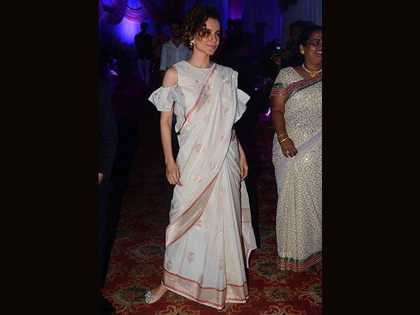 kangana ranaut wearing a swati and sunaina saree