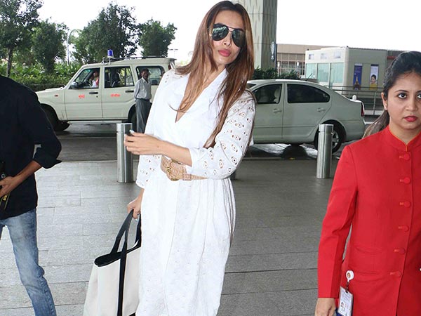 malaika arora khan spotted at the airport