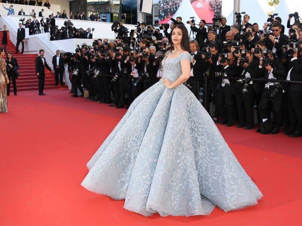 aishwarya rai bachchan’s red carpet look at cannes