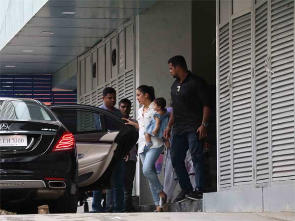 mira rajput at bandra