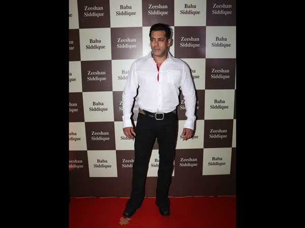 celebrities gathered at baba siddique’s iftar party