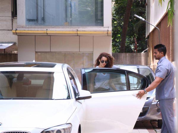 kangana ranaut spotted in mumbai