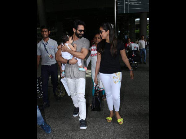 shahid kapoor and family spotted at the airport