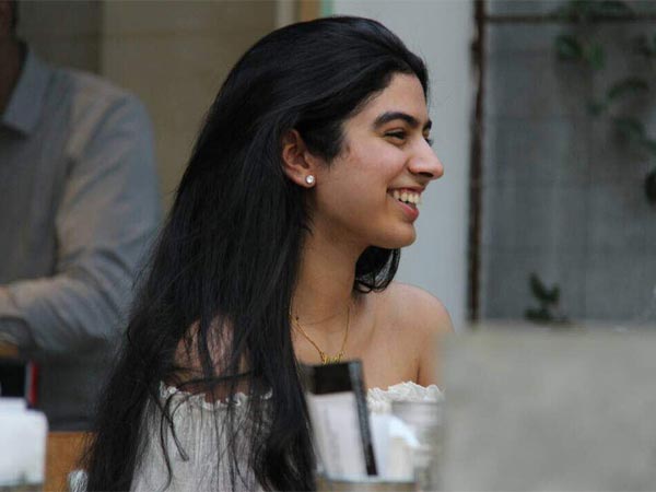 khushi kapoor spotted at bandra khushi kapoor spotted at bandra