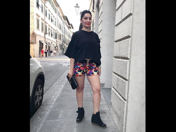 maanyata dutt holiday pictures