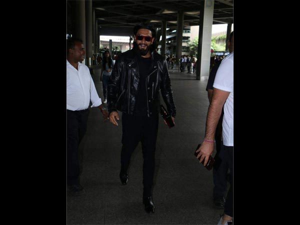 ranveer singh spotted at airport