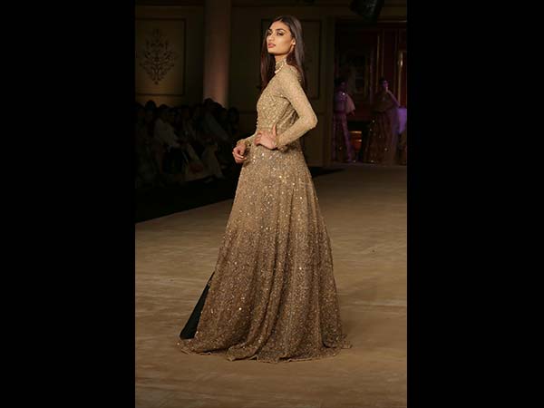 athiya shetty at india couture week