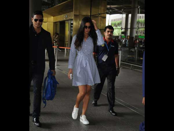 kajol wearing stripes kajol wearing stripes