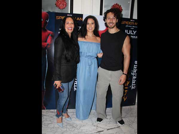 disha patani at movie screening