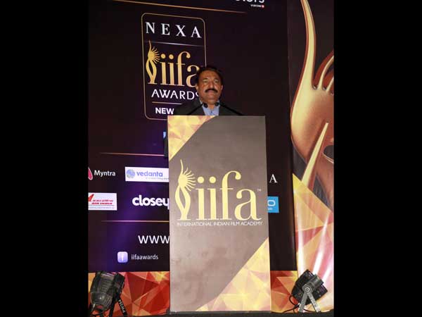 kriti sanon at iifa awards press conference