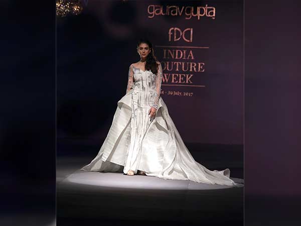 aditi rao hydari at india couture week aditi rao hydari at india couture week