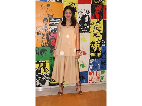 anushka sharma at yrf studio