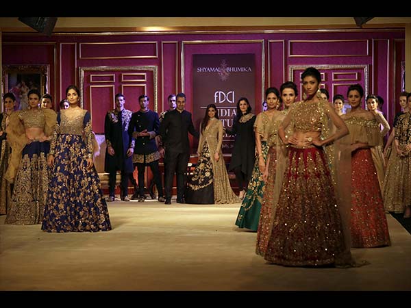 athiya shetty at india couture week