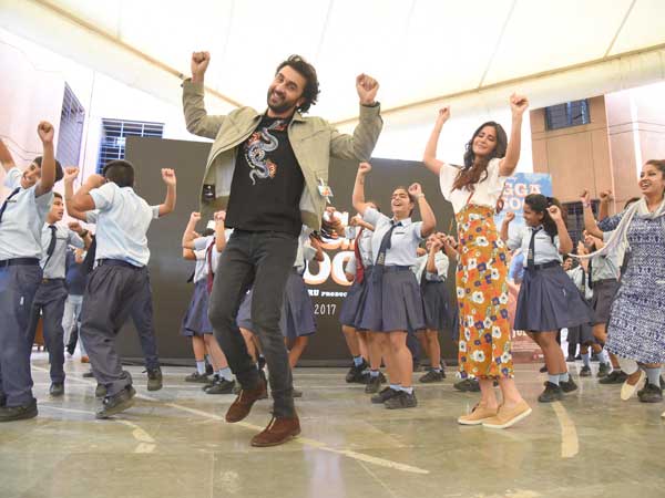 ranbir kapoor and katrina kaif spotted at jagga jasoos promotion