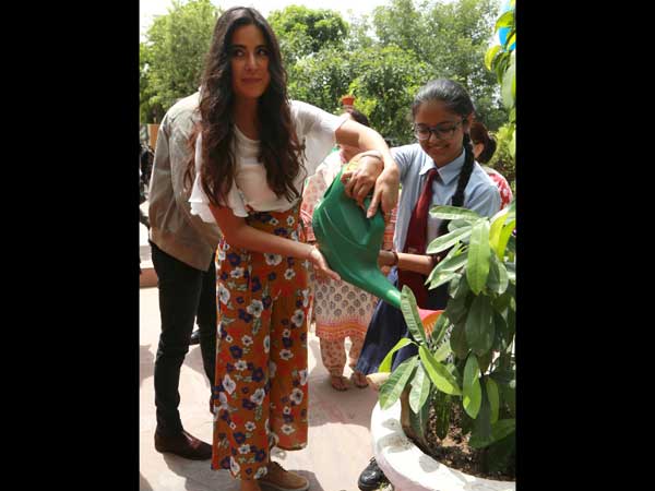 ranbir kapoor and katrina kaif spotted at jagga jasoos promotion